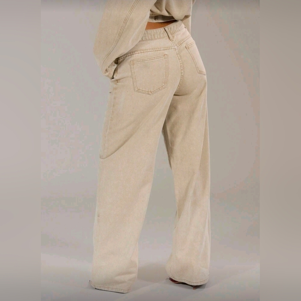 Beige Wide-Leg Jeans - Picture 2 of 6
